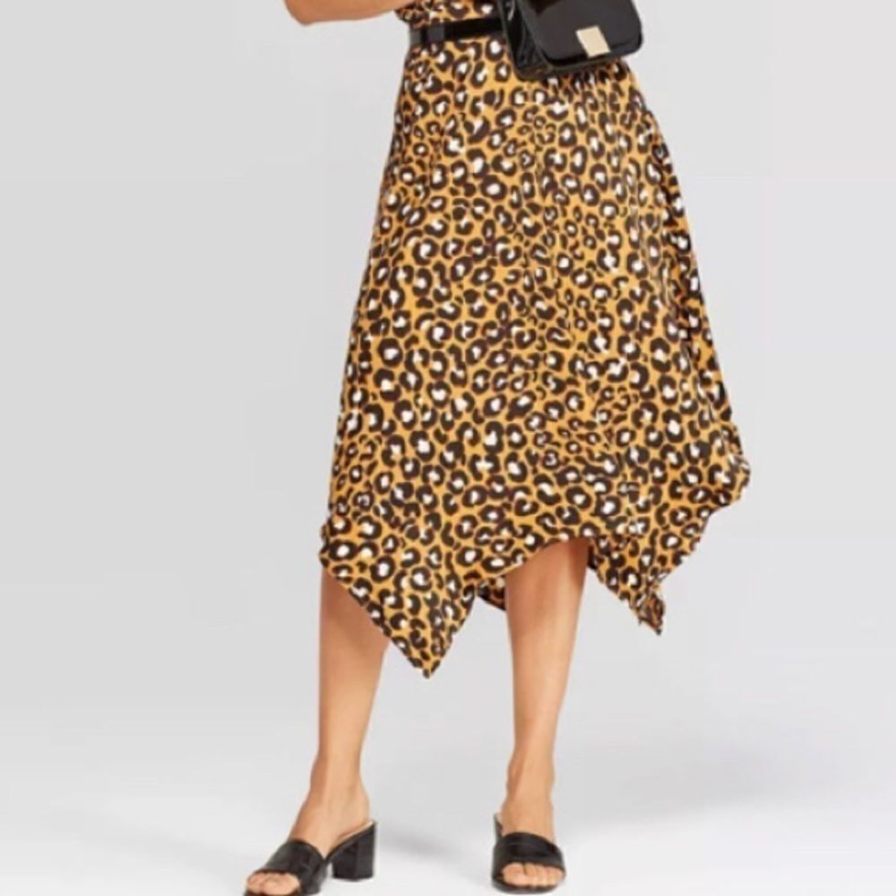 who what wear mustard leopard print skirt C33